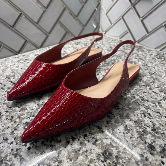 Red Croc Sling Back Flats ❤️ - Picture 3 of 3